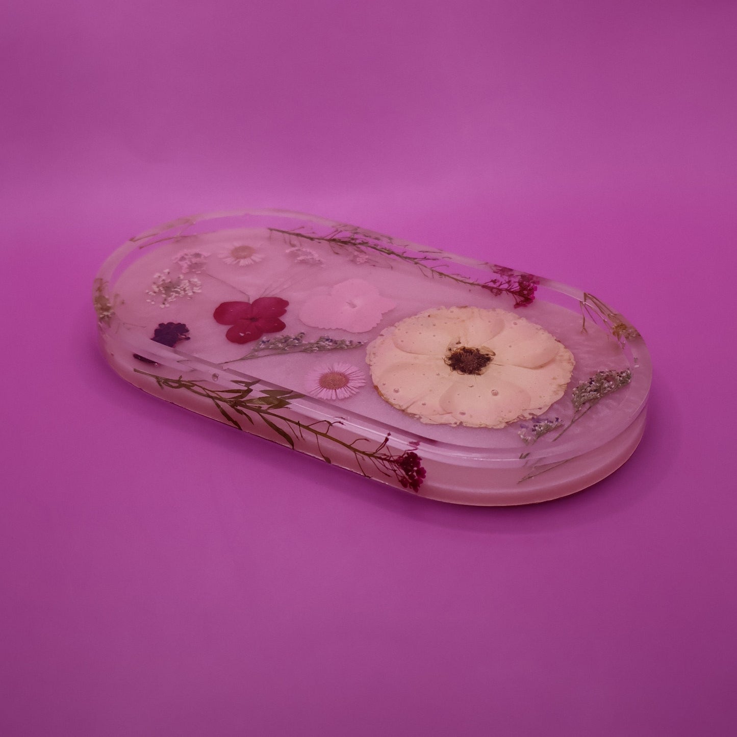 Medium tray