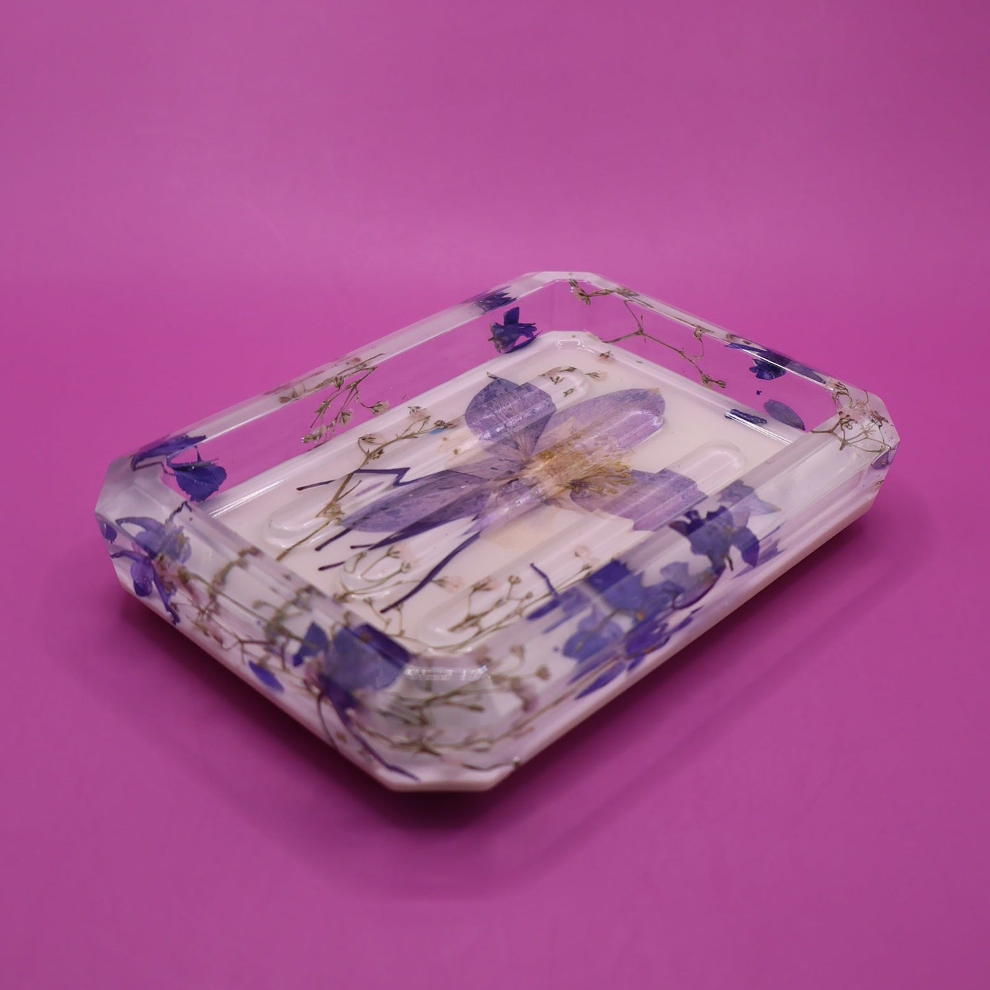 Soap tray