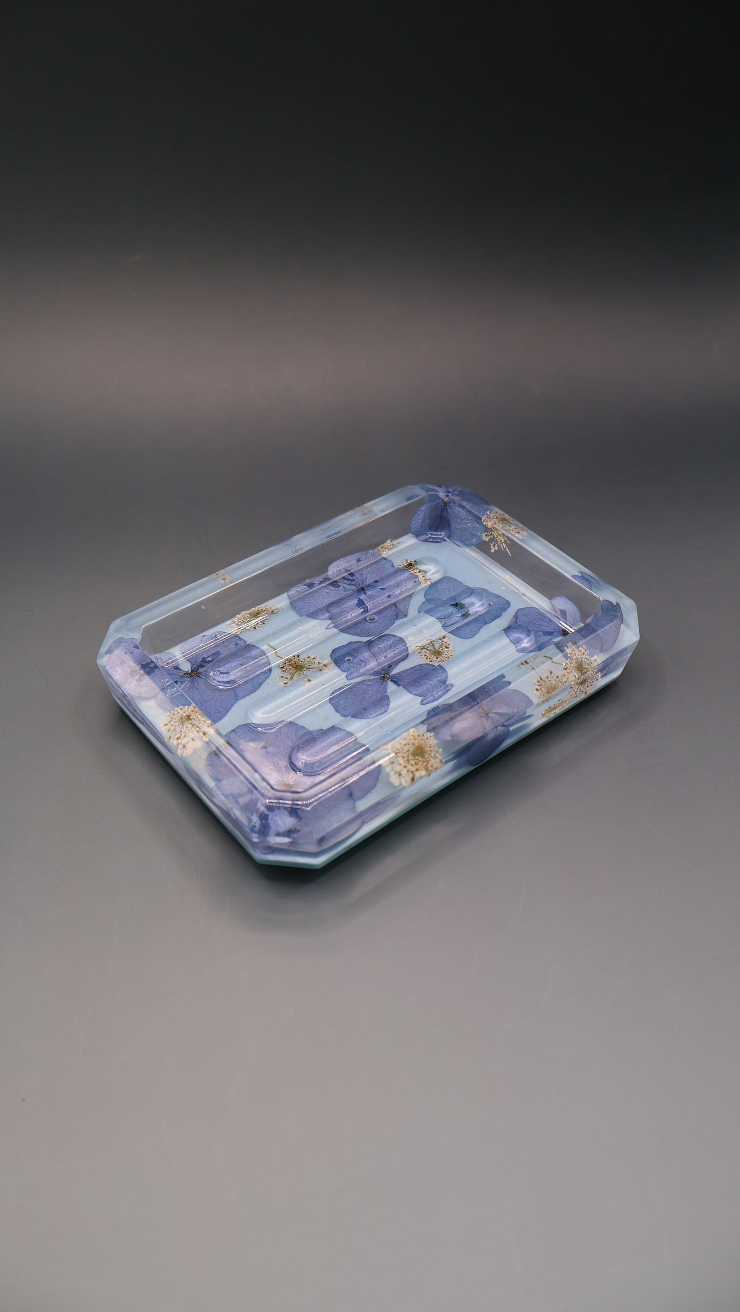 Soap tray