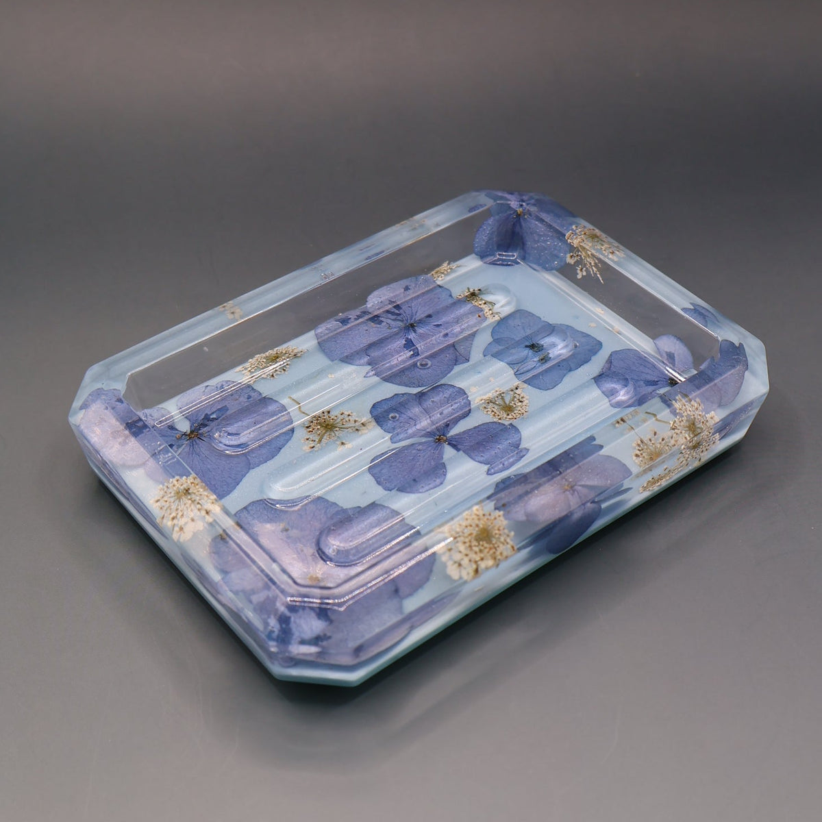 Soap tray