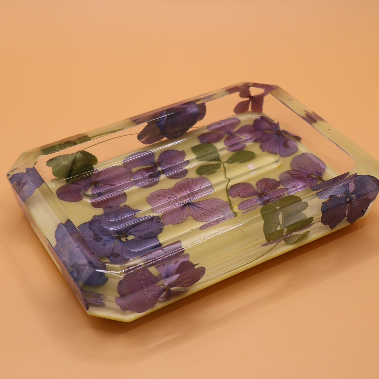 Soap tray