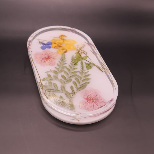 Medium tray