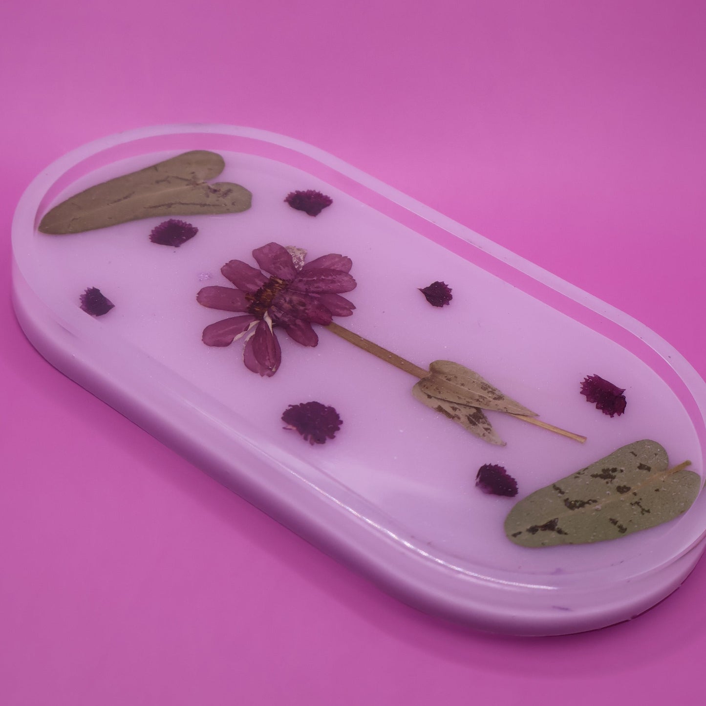 Medium tray