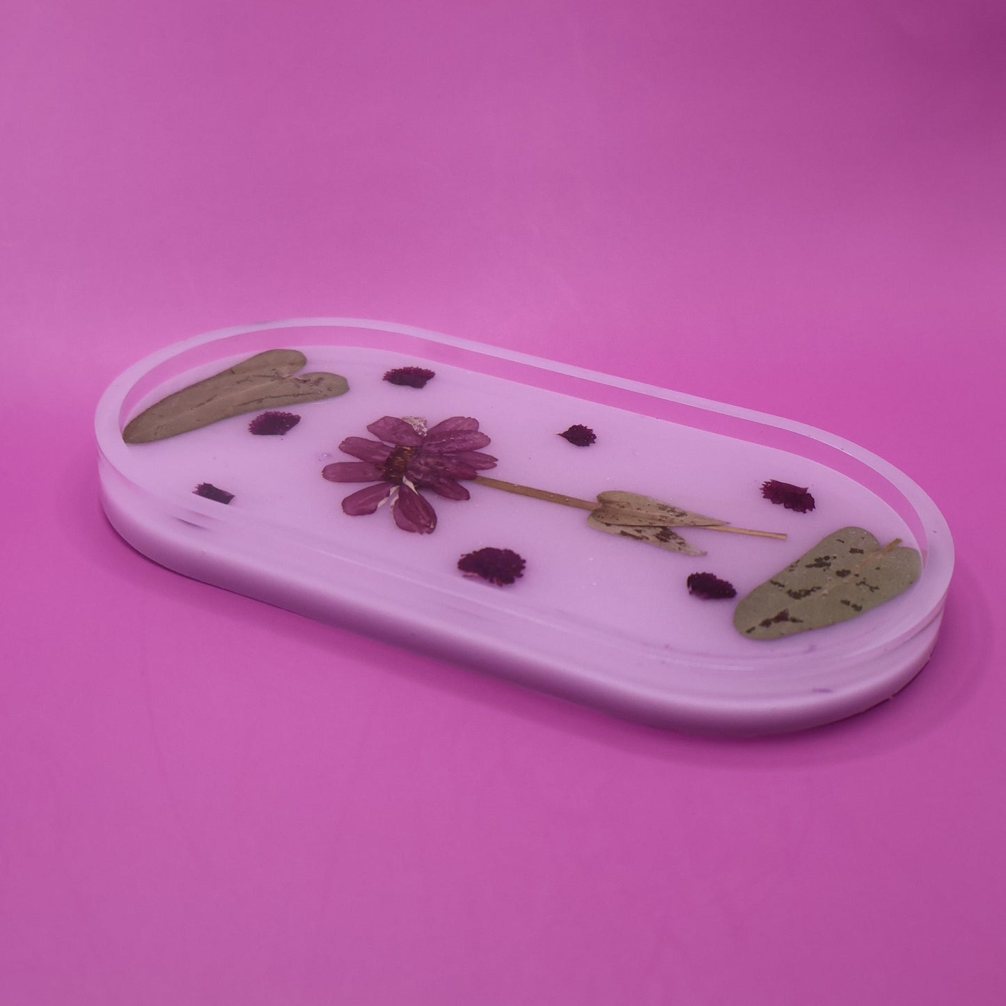 Medium tray