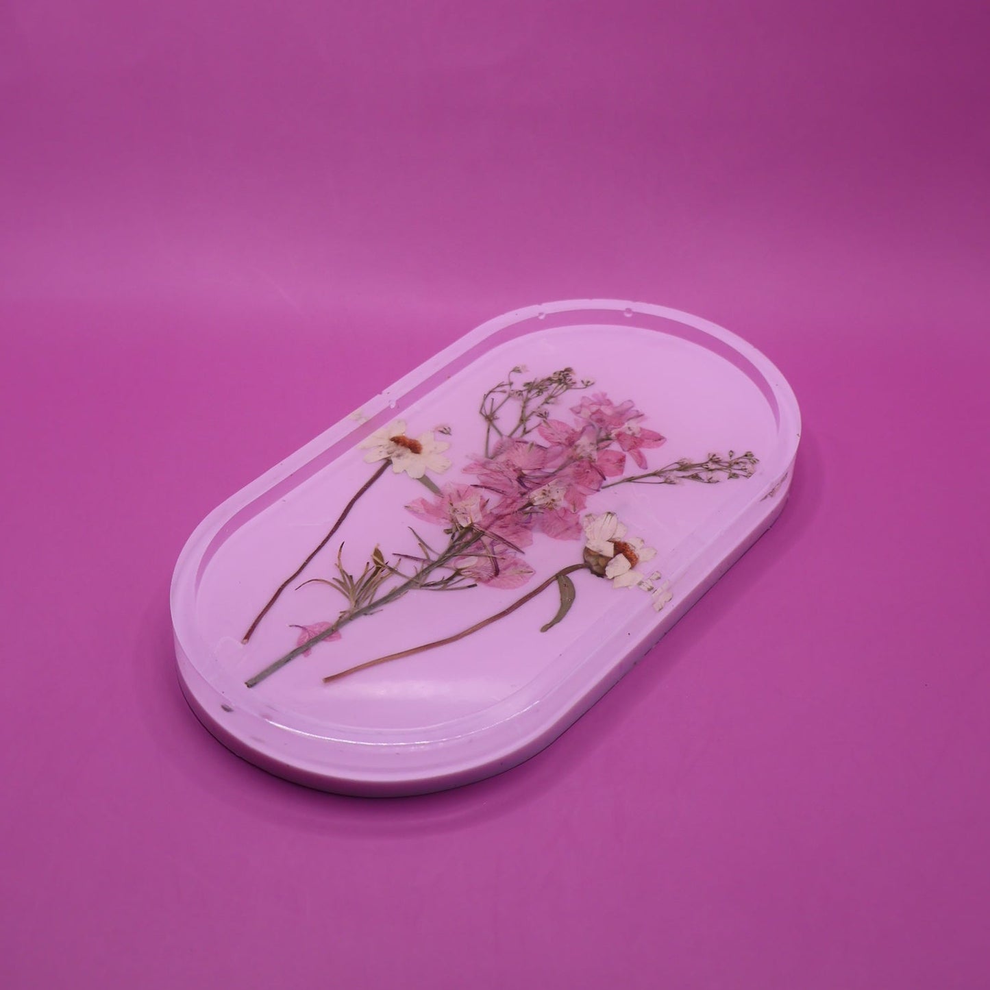 Medium tray