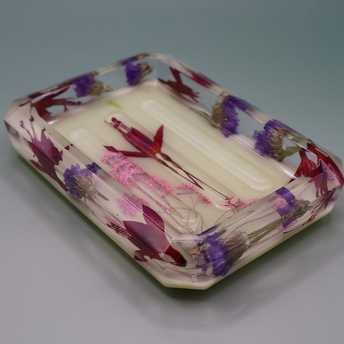 Soap tray