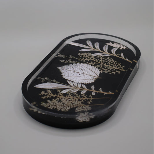 Medium tray